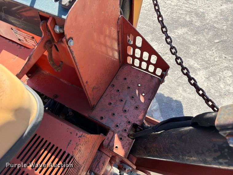 image for item YA5428 2001 Ditch Witch 7610DD trencher