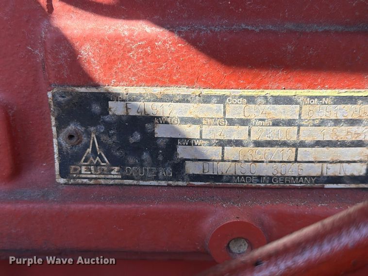 image for item YA5428 2001 Ditch Witch 7610DD trencher