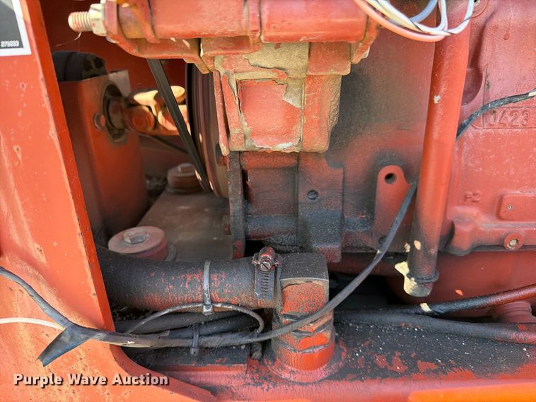 image for item YA5428 2001 Ditch Witch 7610DD trencher