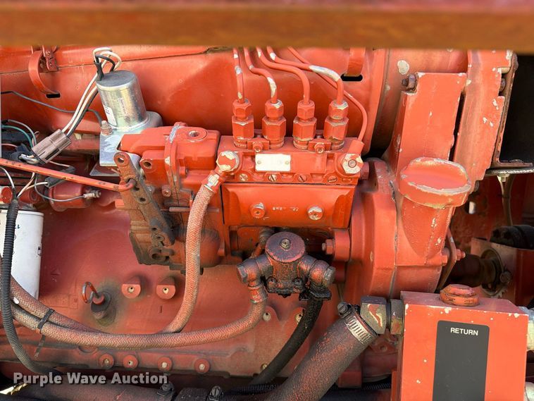 image for item YA5428 2001 Ditch Witch 7610DD trencher