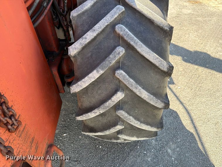 image for item YA5428 2001 Ditch Witch 7610DD trencher
