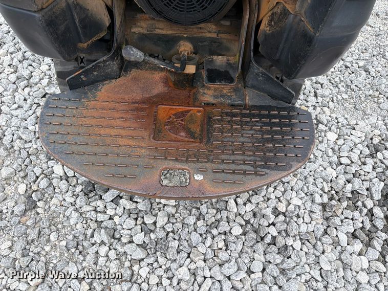 image for item YA5431 2017 Ditch Witch R300 cable plow