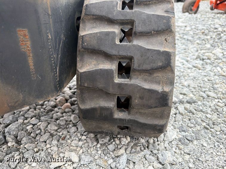 image for item YA5431 2017 Ditch Witch R300 cable plow