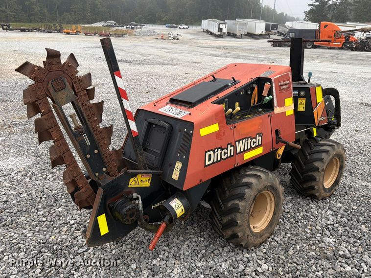 2016 Ditch Witch 410SX trencher