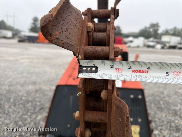 image for item YA5432 2016 Ditch Witch 410SX trencher