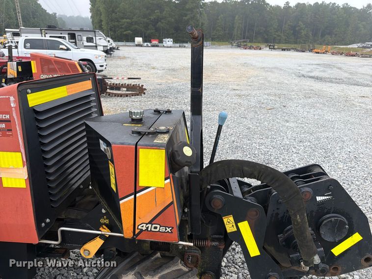 image for item YA5432 2016 Ditch Witch 410SX trencher