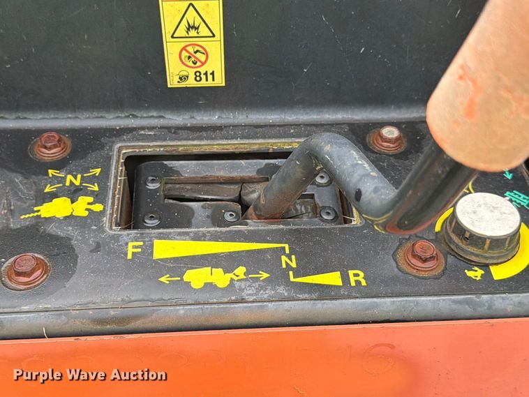 image for item YA5432 2016 Ditch Witch 410SX trencher