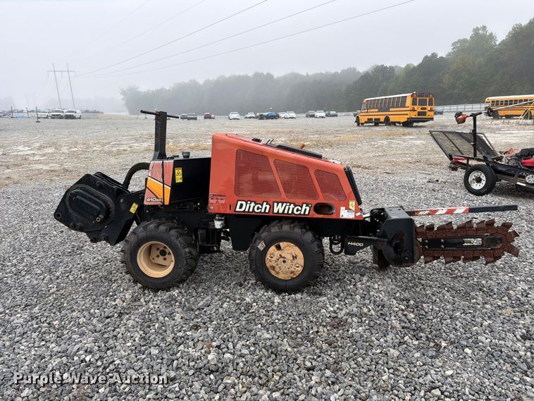 image for item YA5438 2016 Ditch Witch 410SX trencher