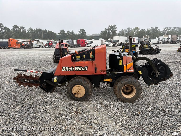 image for item YA5438 2016 Ditch Witch 410SX trencher