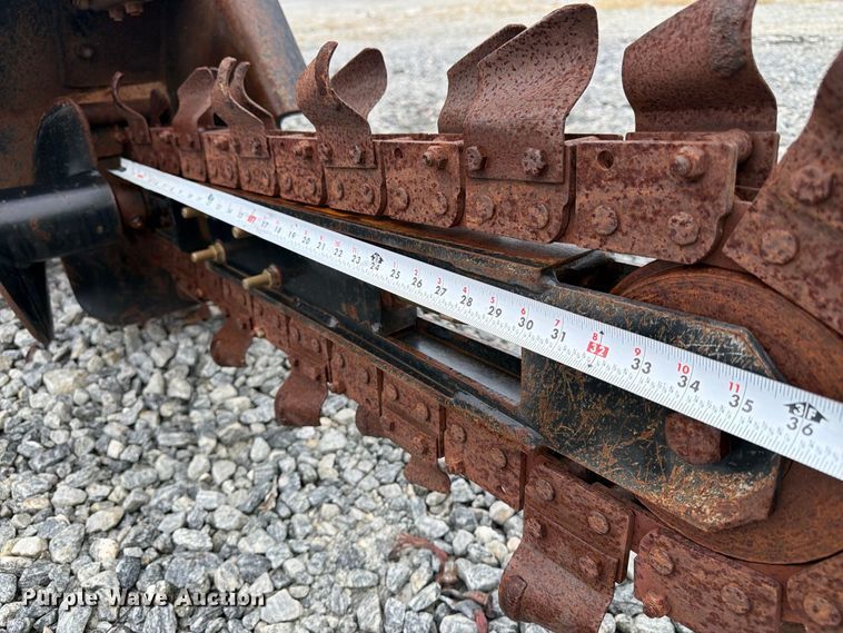 image for item YA5438 2016 Ditch Witch 410SX trencher