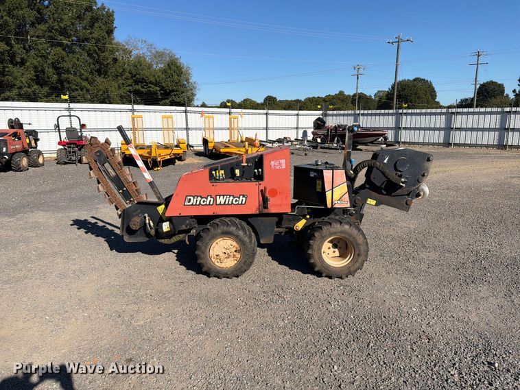 image for item YA5440 2016 Ditch Witch 410SX trencher