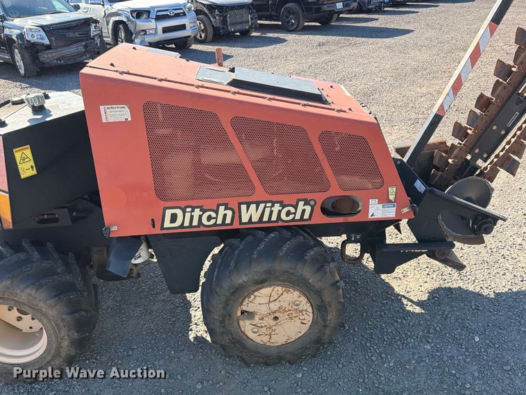 image for item YA5440 2016 Ditch Witch 410SX trencher