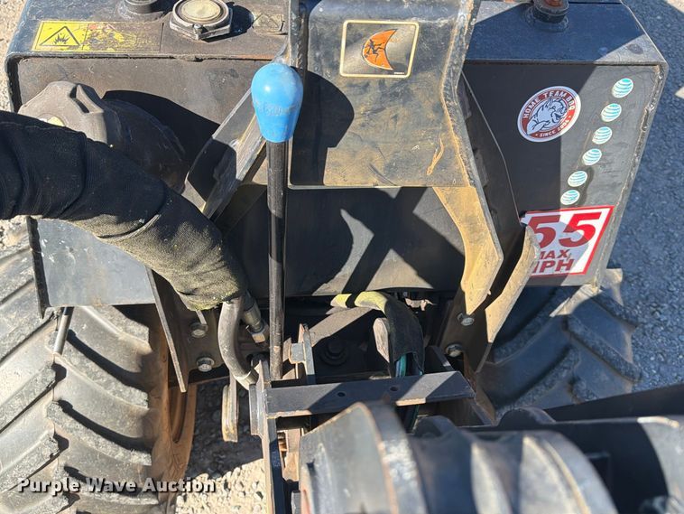 image for item YA5440 2016 Ditch Witch 410SX trencher