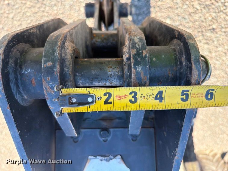 image for item YA5440 2016 Ditch Witch 410SX trencher