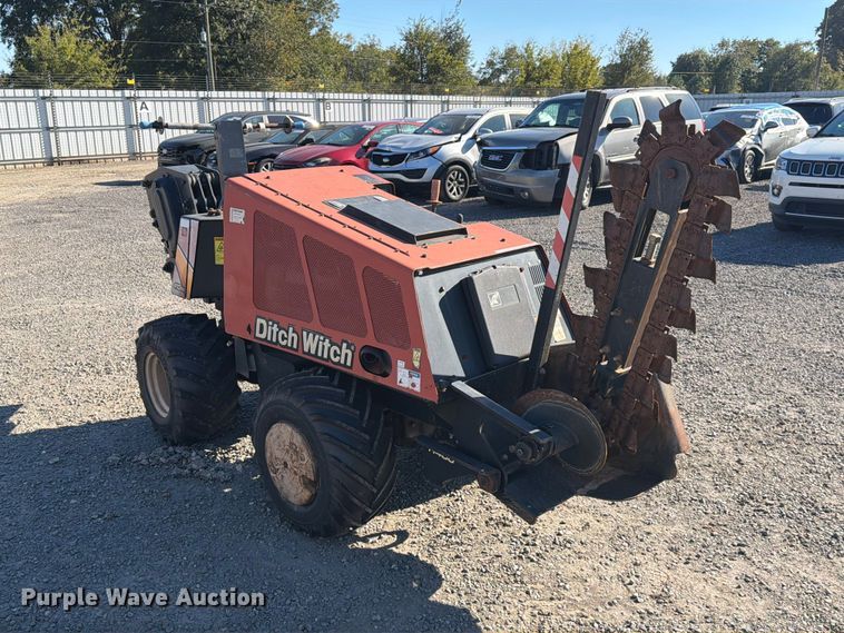 image for item YA5441 2016 Ditch Witch 410SX trencher