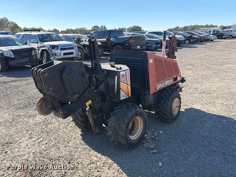 image for item YA5441 2016 Ditch Witch 410SX trencher