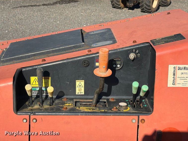 image for item YA5441 2016 Ditch Witch 410SX trencher