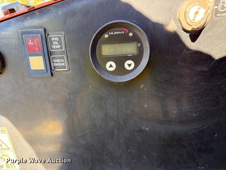 image for item YA5441 2016 Ditch Witch 410SX trencher