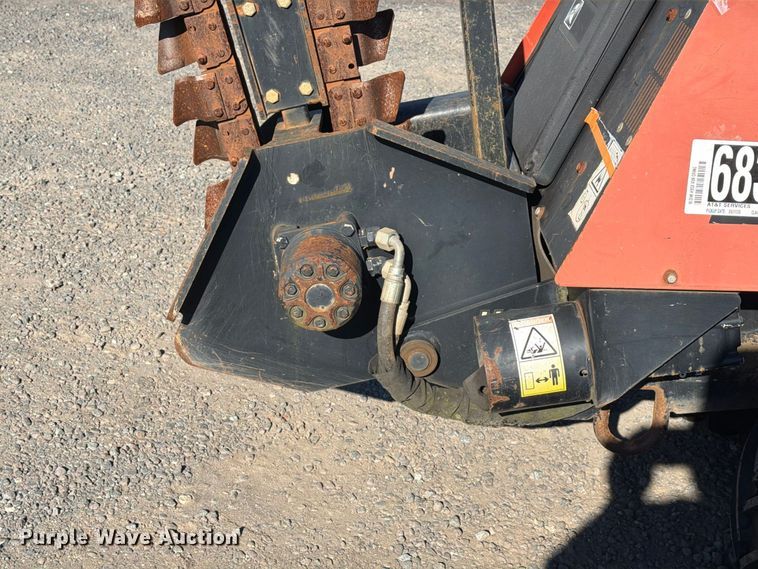image for item YA5441 2016 Ditch Witch 410SX trencher