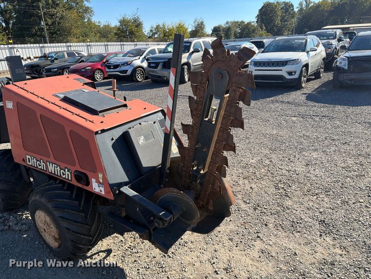 image for item YA5441 2016 Ditch Witch 410SX trencher