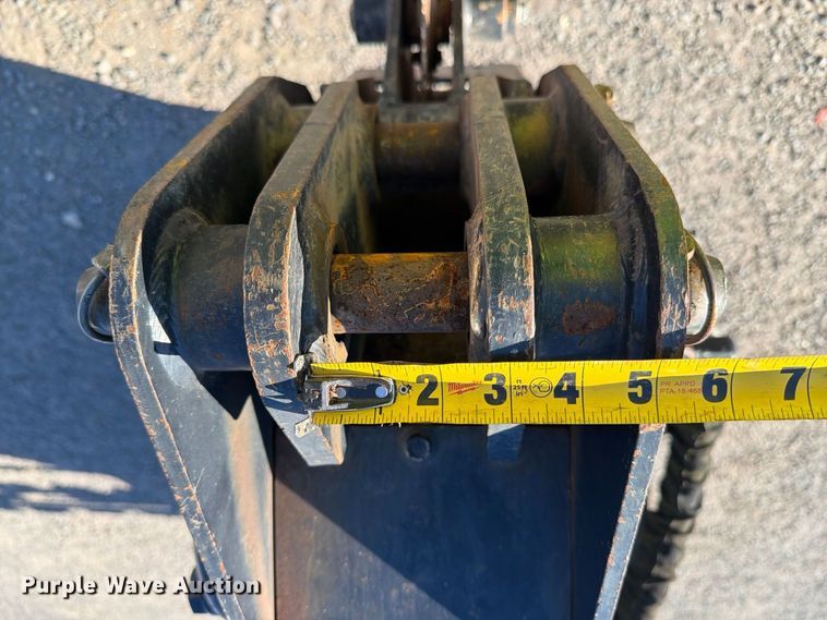 image for item YA5441 2016 Ditch Witch 410SX trencher