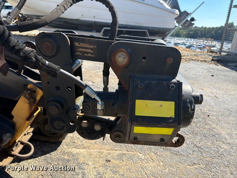 image for item YA5454 2016 Ditch Witch R300 cable plow