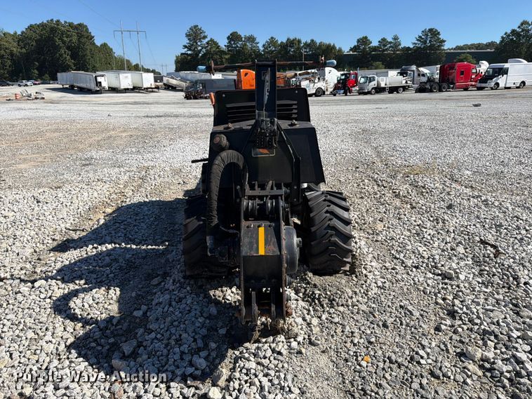 image for item YA5465 2015 Ditch Witch 410SX trencher