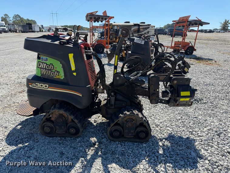 image for item YA5467 2015 Ditch Witch R300 cable plow