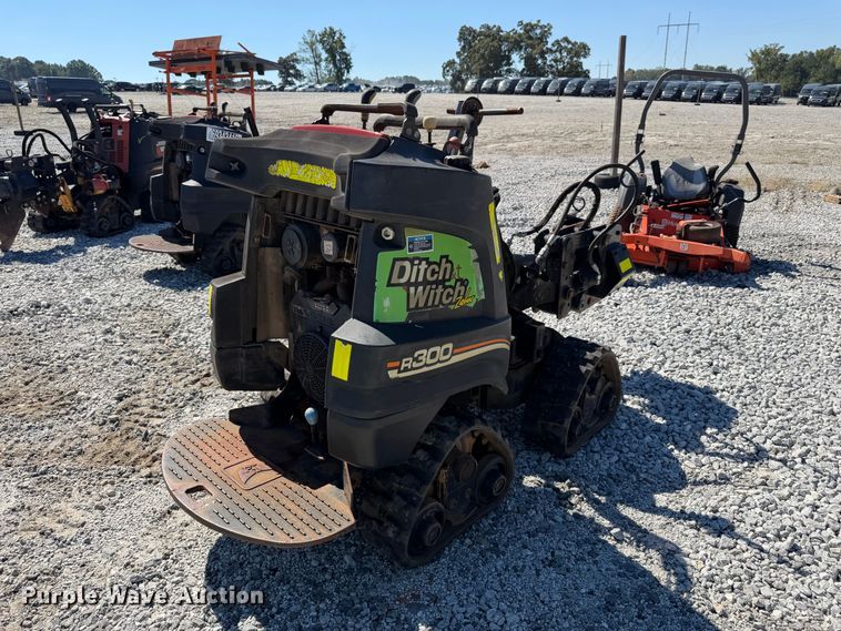 image for item YA5467 2015 Ditch Witch R300 cable plow