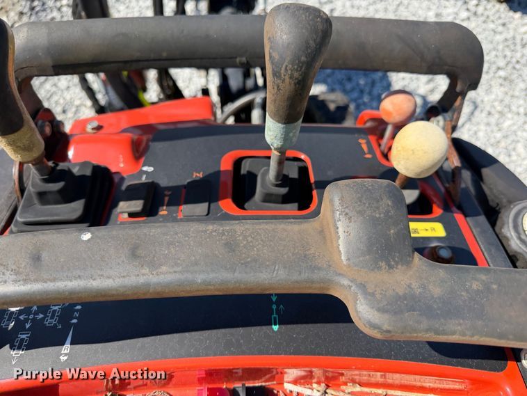 image for item YA5467 2015 Ditch Witch R300 cable plow