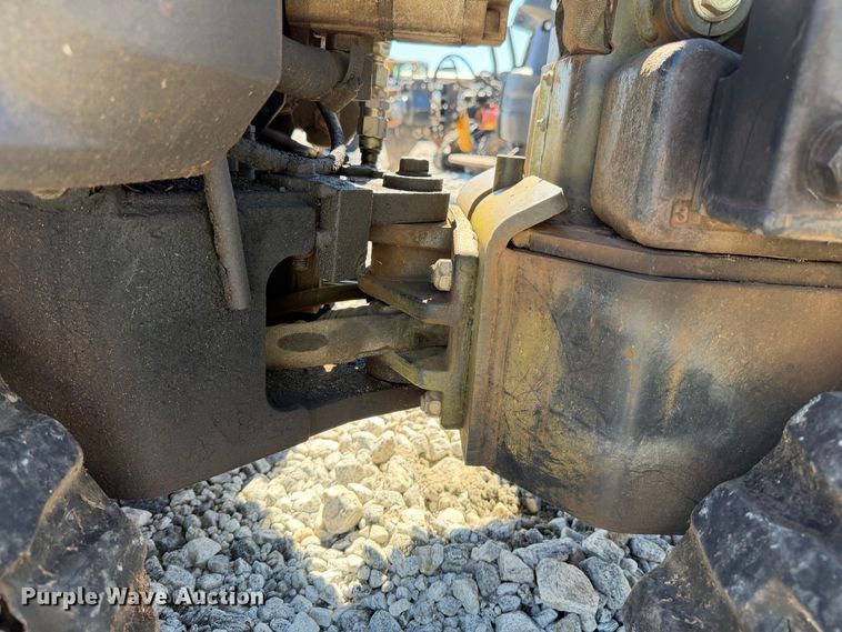 image for item YA5467 2015 Ditch Witch R300 cable plow