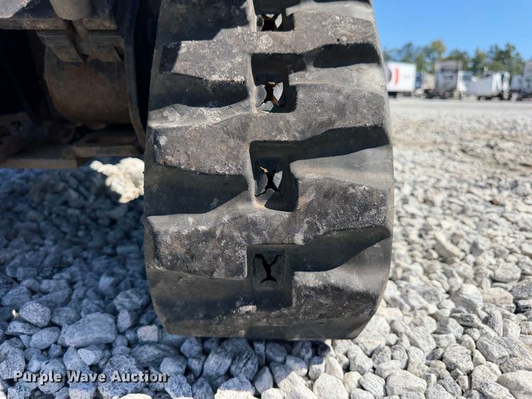 image for item YA5467 2015 Ditch Witch R300 cable plow