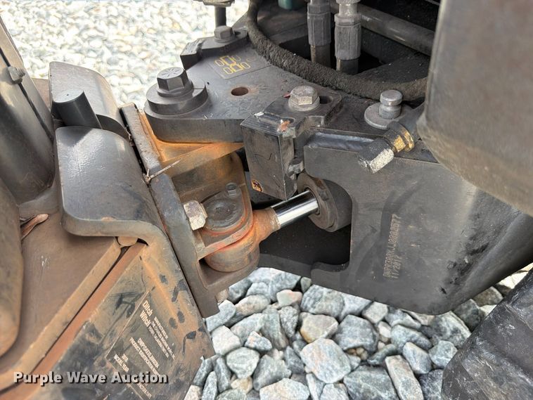 image for item YA5468 2018 Ditch Witch R300 cable plow