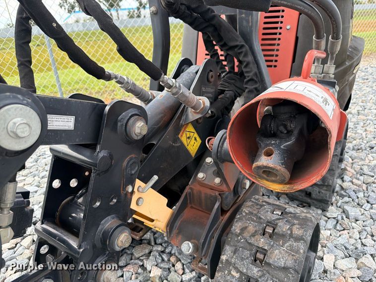 image for item YA5469 2017 Ditch Witch R300 cable plow