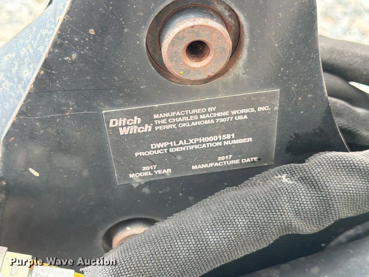 image for item YA5469 2017 Ditch Witch R300 cable plow