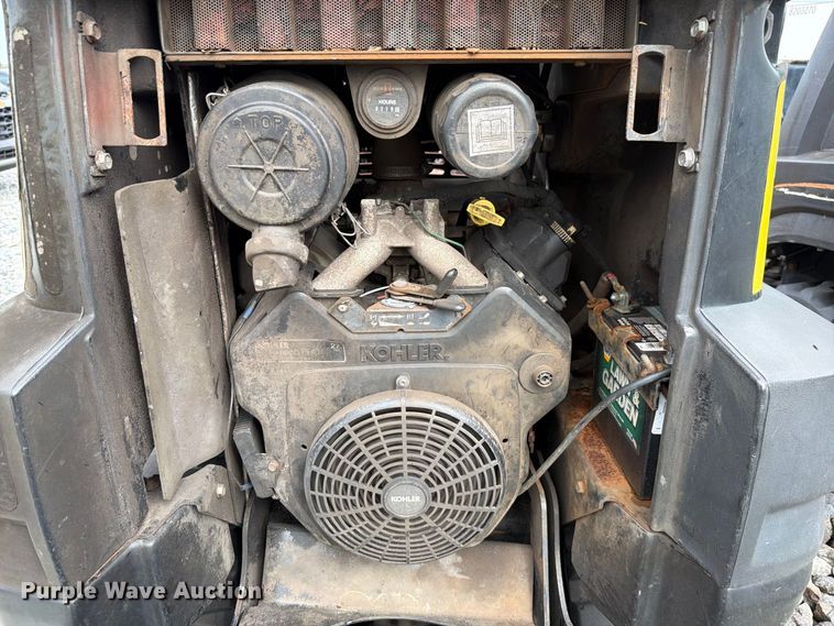 image for item YA5469 2017 Ditch Witch R300 cable plow