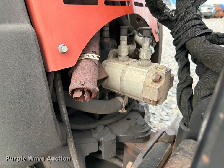 image for item YA5469 2017 Ditch Witch R300 cable plow