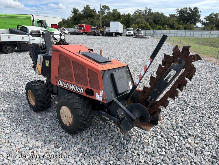 image for item YA5470 2016 Ditch Witch 410SX trencher