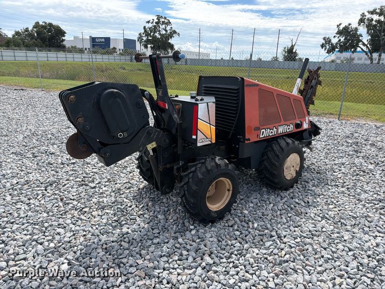 image for item YA5470 2016 Ditch Witch 410SX trencher