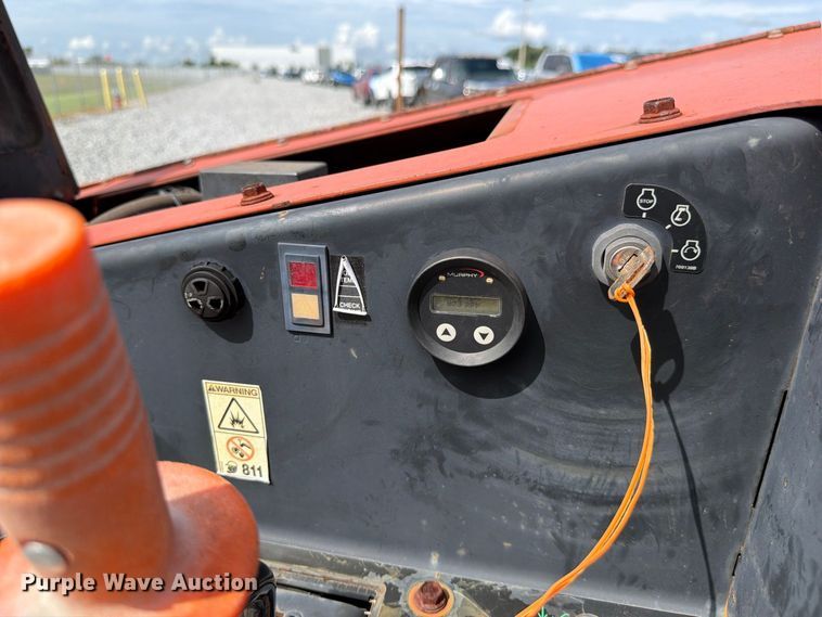 image for item YA5470 2016 Ditch Witch 410SX trencher