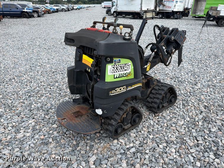 image for item YA5471 2015 Ditch Witch R300 cable plow