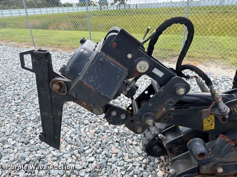 image for item YA5471 2015 Ditch Witch R300 cable plow