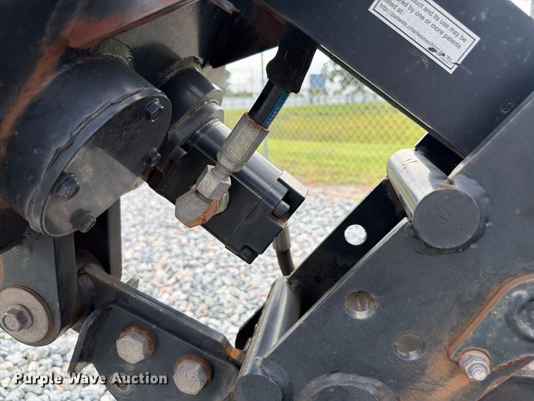 image for item YA5471 2015 Ditch Witch R300 cable plow