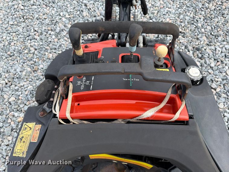 image for item YA5471 2015 Ditch Witch R300 cable plow