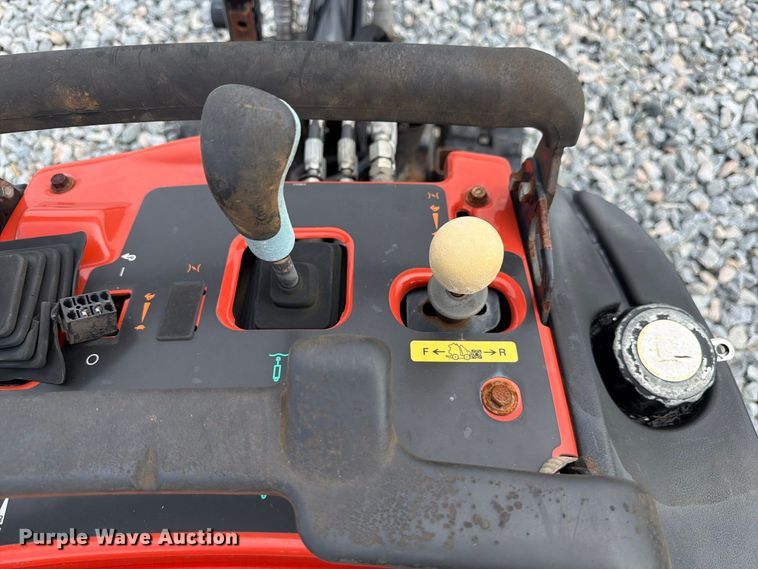 image for item YA5471 2015 Ditch Witch R300 cable plow