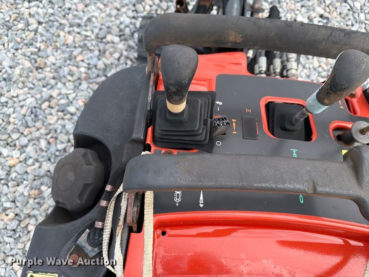 image for item YA5471 2015 Ditch Witch R300 cable plow
