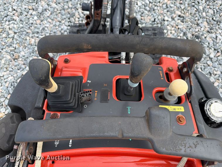 image for item YA5471 2015 Ditch Witch R300 cable plow