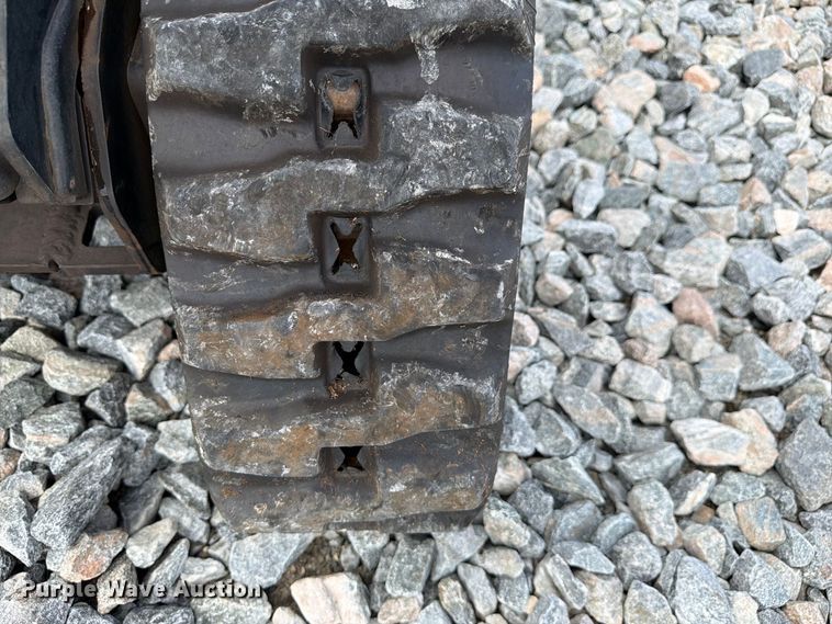 image for item YA5471 2015 Ditch Witch R300 cable plow