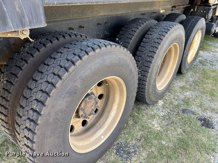 image for item ZA0836 2021 Mack Granite dump truck