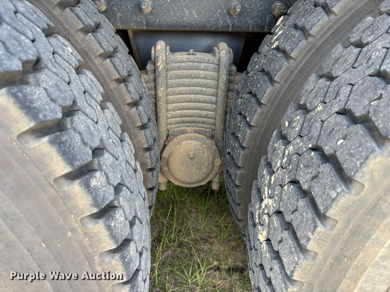 image for item ZA0836 2021 Mack Granite dump truck
